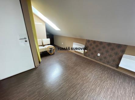 Pronájem jiné, 28 m²