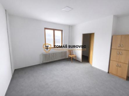 Pronájem kanceláře, 64 m²