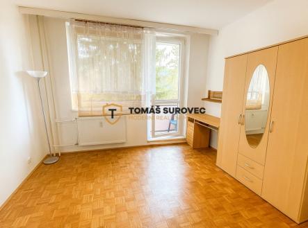 Pronájem bytu, 1+kk, 37 m²