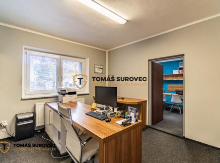 Pronájem kanceláře, 30 m²
