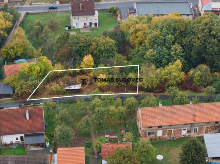 Prodej pozemku pro bydlení, 1 018 m²