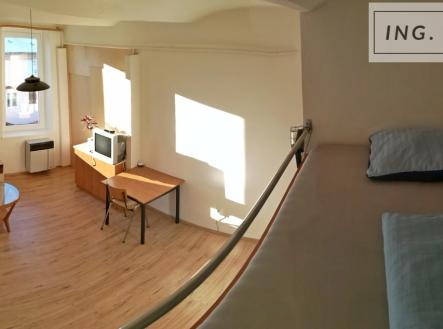 Pronájem bytu, 1+kk, 35 m²