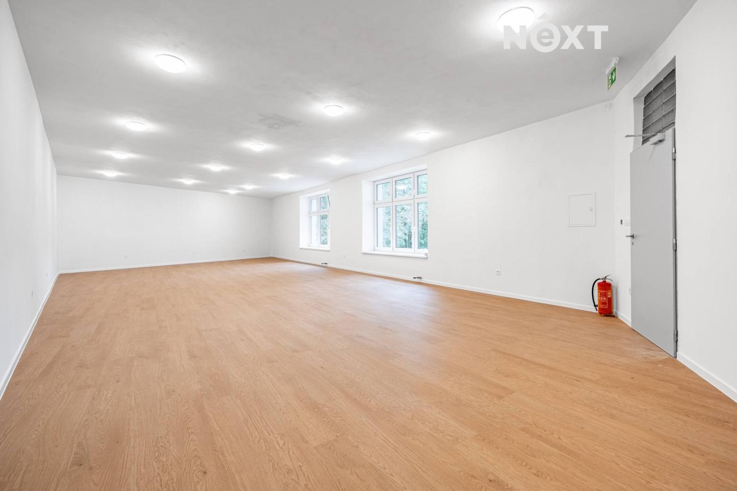 Pronájem komerční Ostatní, 137㎡