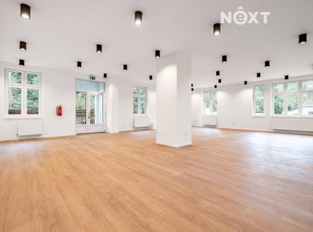 Pronájem komerčního objektu, výroba, 2 279 m²