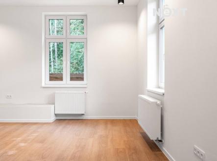 Pronájem komerčního objektu, výroba, 2 279 m²