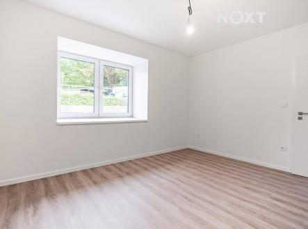Pronájem komerčního objektu, jiný, 2 279 m²