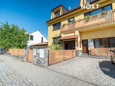 Pronájem bytu, 2+1, 78 m²