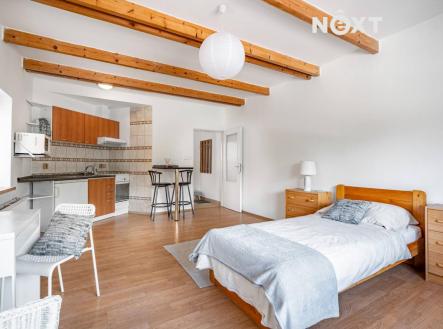 Pronájem bytu, 1+kk, 33 m²