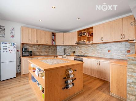 Prodej domu/vily, 198 m²