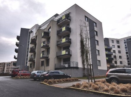 Pronájem bytu, 3+kk, 86 m²