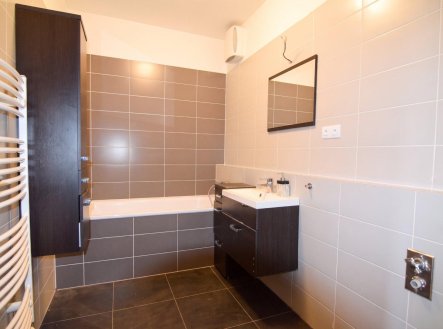 Pronájem bytu, 3+kk, 86 m²