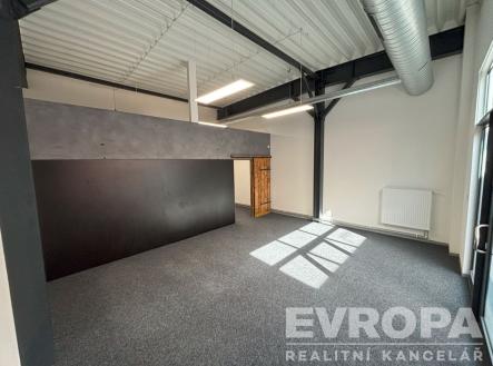 Pronájem - obchodní prostor, 50 m²