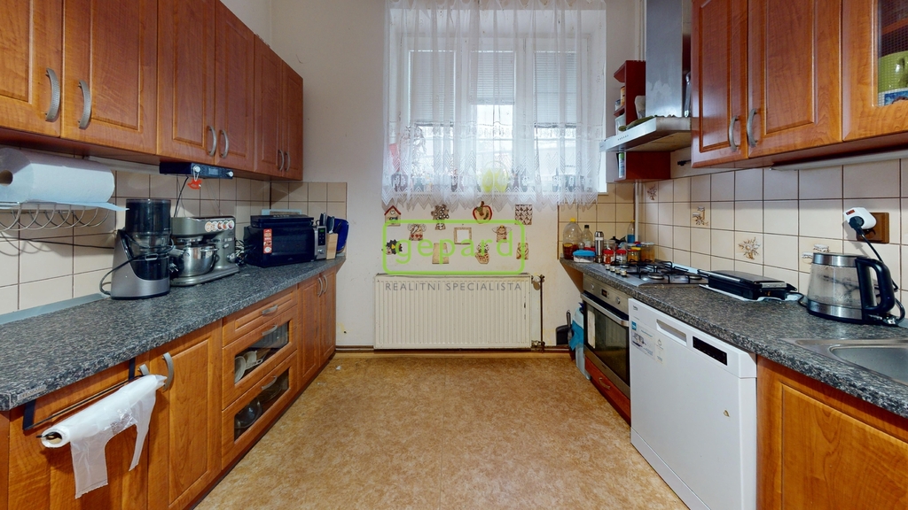 nerudova-9442-decin-i-kitchen-1.jpg