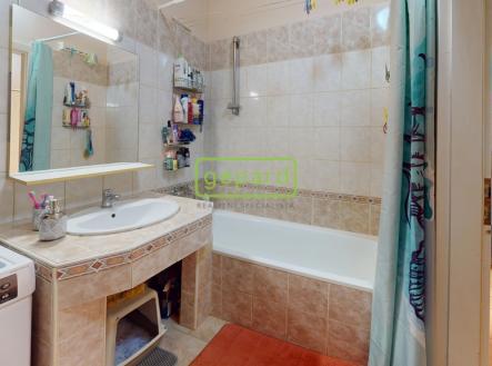 trida-t-g-masaryka-roudnice-nad-labem-bathroom.jpg