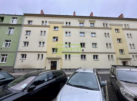 pohled z ulice