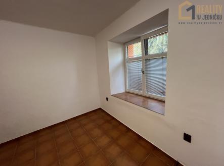 Pronájem - komerční objekt, jiný, 23 m²