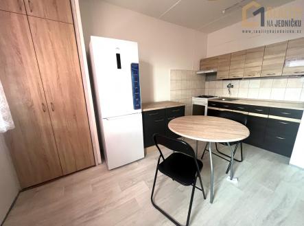 Pronájem bytu, 1+1, 37 m²