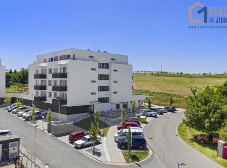 Pronájem bytu, 3+kk, 72 m²