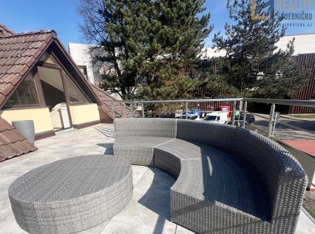 Pronájem bytu, 3+kk, 130 m²