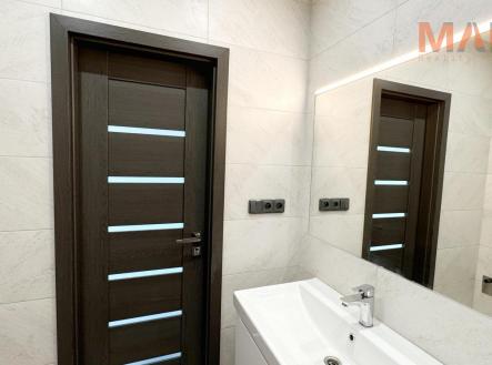 Pronájem bytu, 1+kk, 27 m²