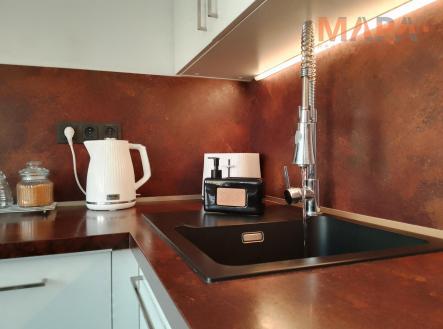 Prodej bytu, 3+1, 77 m²