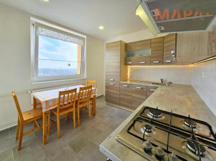 Pronájem bytu, 3+1, 69 m²