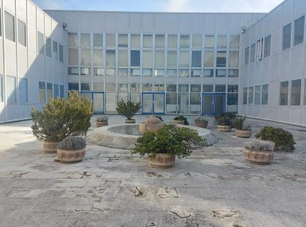 Prodej komerčního objektu, jiný, 9 900 m²