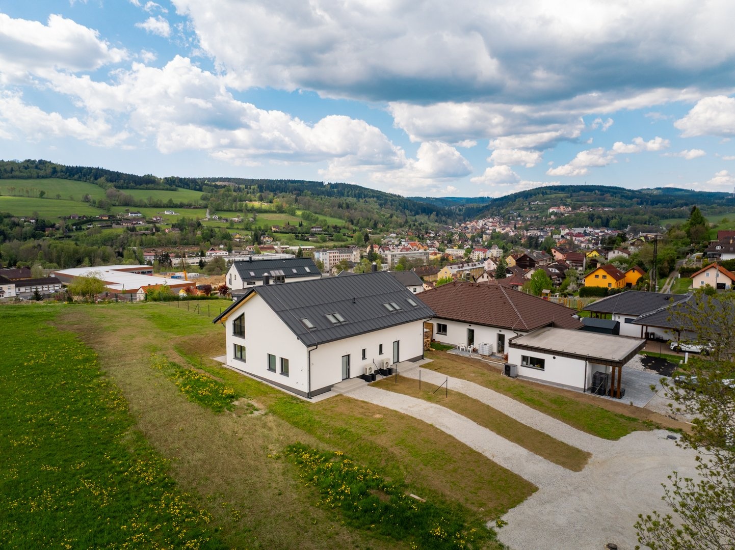 Pohled na dům ze severovýchodu