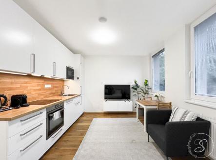 Pronájem bytu, 1+kk, 30 m²