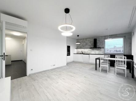 Pronájem bytu, 4+kk, 100 m²