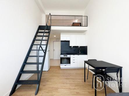 Pronájem bytu, 1+kk, 32 m²