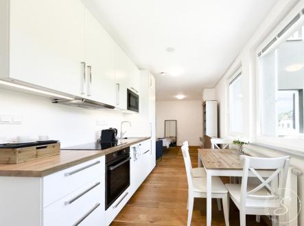 Pronájem bytu, 2+kk, 45 m²