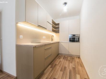 Pronájem bytu, 2+kk, 60 m²