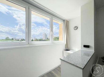 Pronájem bytu, 1+kk, 30 m²