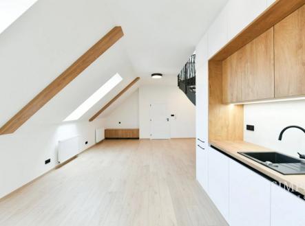 Pronájem bytu, 4+kk, 108 m²