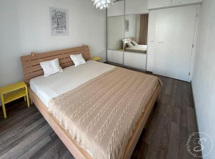 Pronájem bytu, 2+kk, 52 m²