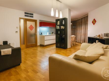 Pronájem bytu, 3+kk, 136 m²