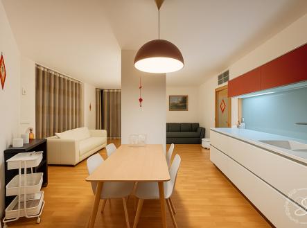 Pronájem bytu, 3+kk, 136 m²