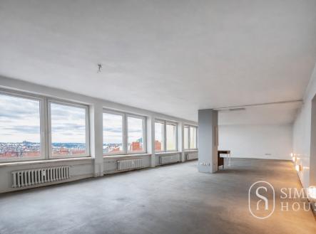 Pronájem kanceláře, 81 m²