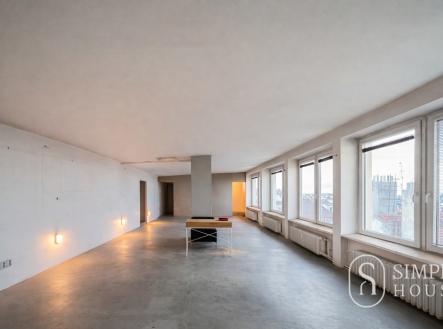 Pronájem kanceláře, 81 m²