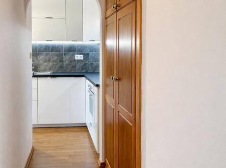Pronájem bytu, 3+kk, 87 m²
