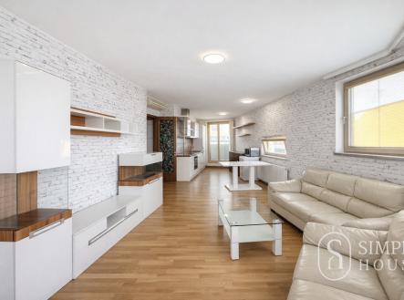 Pronájem bytu, 3+kk, 100 m²