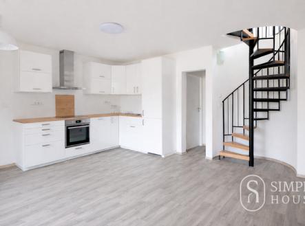 Pronájem bytu, 3+kk, 75 m²