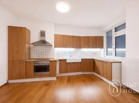 Pronájem kanceláře, 100 m²