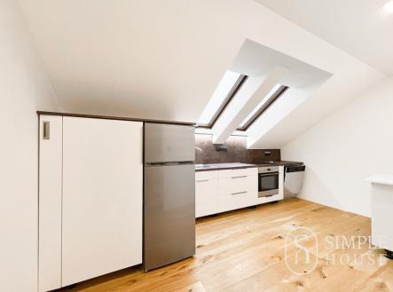 Pronájem bytu, 3+kk, 90 m²