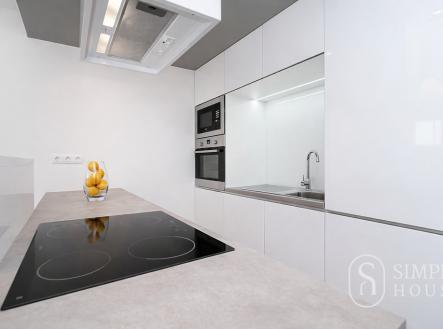 Pronájem bytu, 3+kk, 57 m²