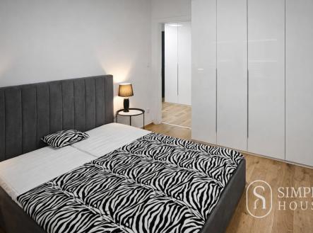 Pronájem bytu, 2+kk, 72 m²