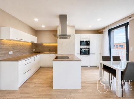 Pronájem bytu, 2+kk, 66 m²