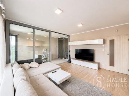 Pronájem bytu, 2+kk, 66 m²