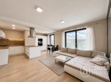 Pronájem bytu, 2+kk, 66 m²